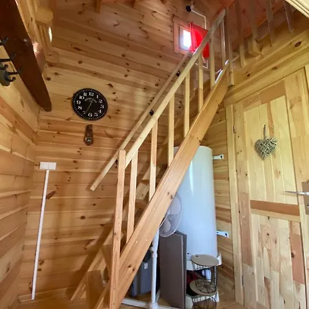 Camping Des Coteaux Connigis